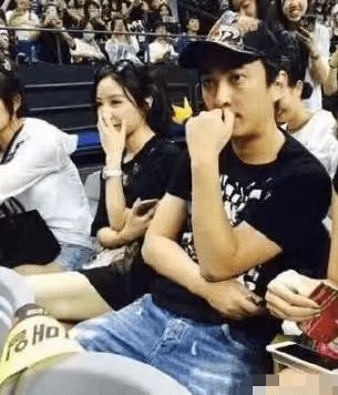 雪梨和林珊珊偷逃税被处罚超千万前者曾是思聪女友