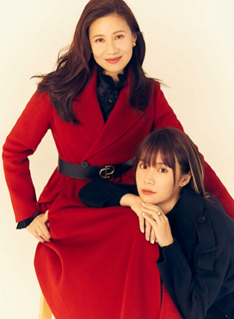 57岁陈炜晒全家福 女儿更像张光北还演过觉醒年代