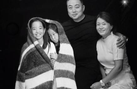 太幸福了吧！刘国梁表白老婆庆结婚15周年