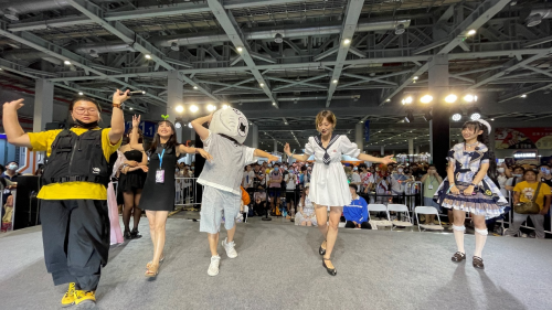 Bw漫展王尼玛真身首曝 竟然是他
