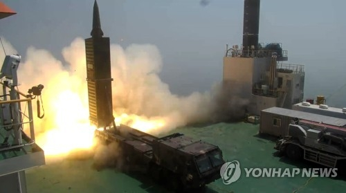 韩军潜射弹道导弹水下试射成功 韩国成第8个拥有国