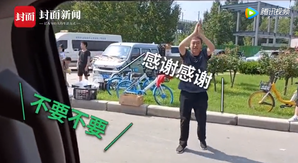 这波“野性投喂”，挡都挡不住！