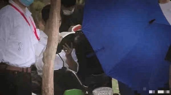3年逛3家神社？官媒集体声讨封杀！张哲瀚这道歉声明漏洞百出