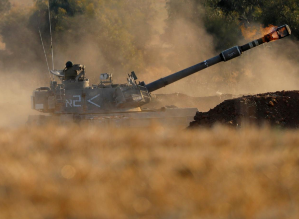 △14日，以军坦克从以色列一侧炮轰加沙&nbsp;图片来自网络