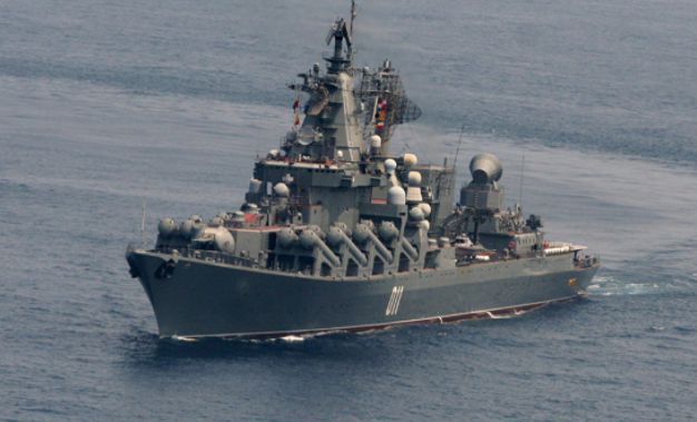 俄海军在日本海发射10枚导弹，出动瓦良格号巡洋舰