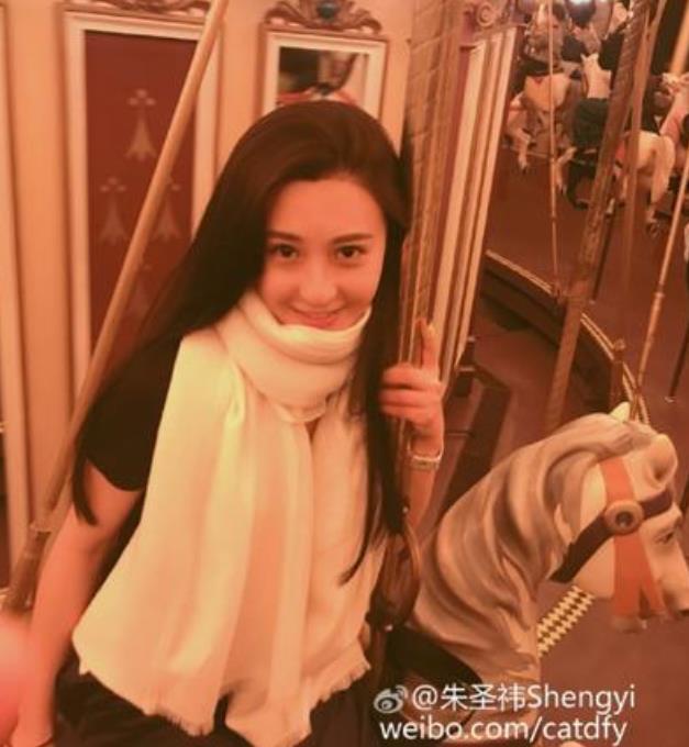 海王栽拉拉手里？&quot;舔狗&quot;王思聪和孙一宁的爱恨情仇