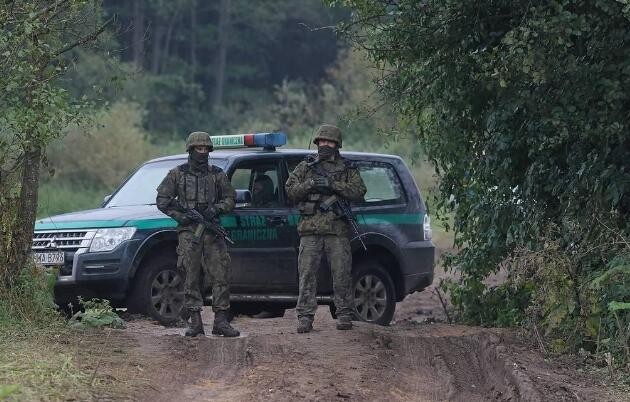 俄媒：波兰向白俄罗斯边境增兵 人数达到1.2万