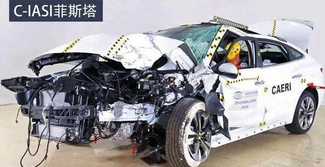 现代索纳塔变速箱多次故障，行驶中突然熄火无法挂挡