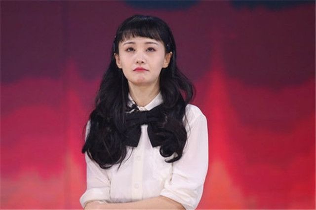郑爽道歉后用小号疑喊话张恒：不是不报，时候未到