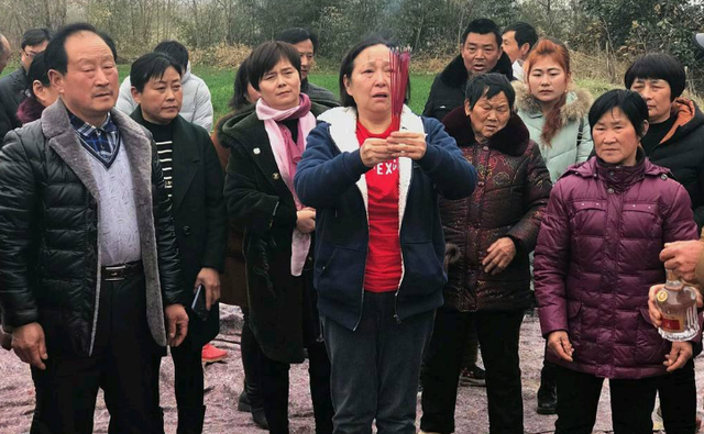 &quot;台湾全能天后&quot;方芳定居大陆一年半 称想落叶归根