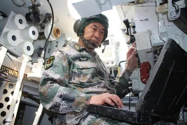 03式空降战车迎来重大升级 具备行进间射击能力