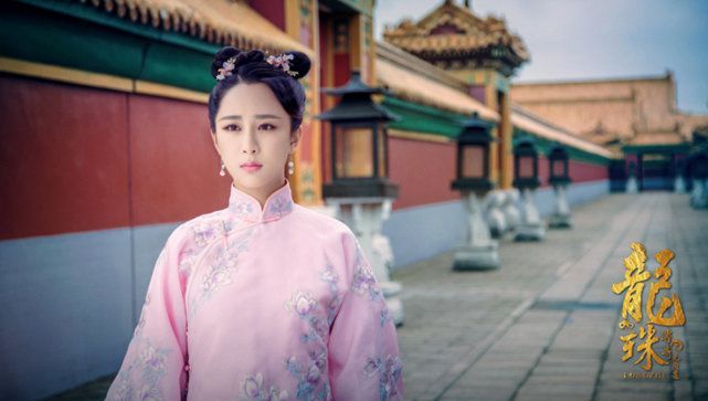 杨紫宣布与欢瑞合约到期不续约：感谢这六年的支持