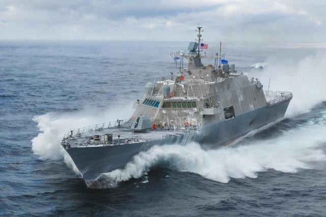 美媒：滨海战斗舰面对中国时当不了战舰可当运输舰