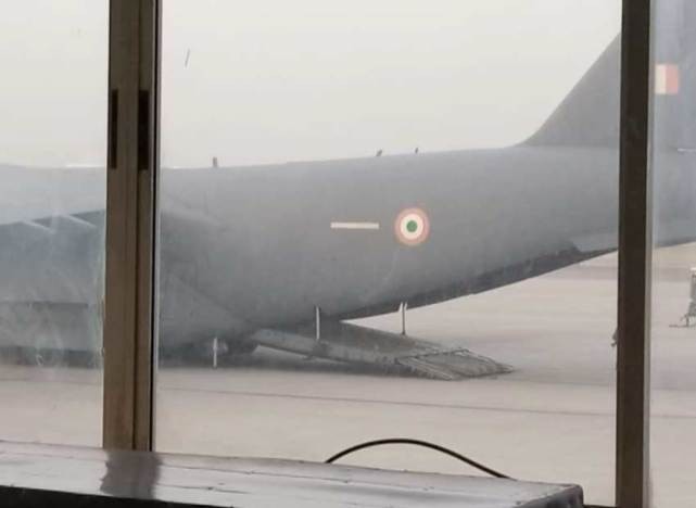 巴媒：印度撤离外交官军机运有给阿富汗政府武器