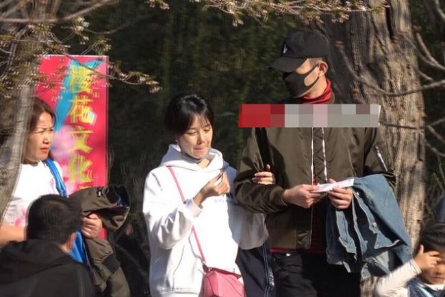  于小彤陈小纭分手 相差五岁姐弟恋维持一年半