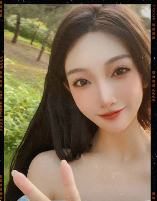 都美竹旧照曝光颜值翻车 不精修图片就都很丑？