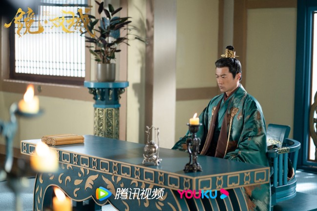 《镜·双城》定档1月16日 李易峰陈钰琪旷世奇爱