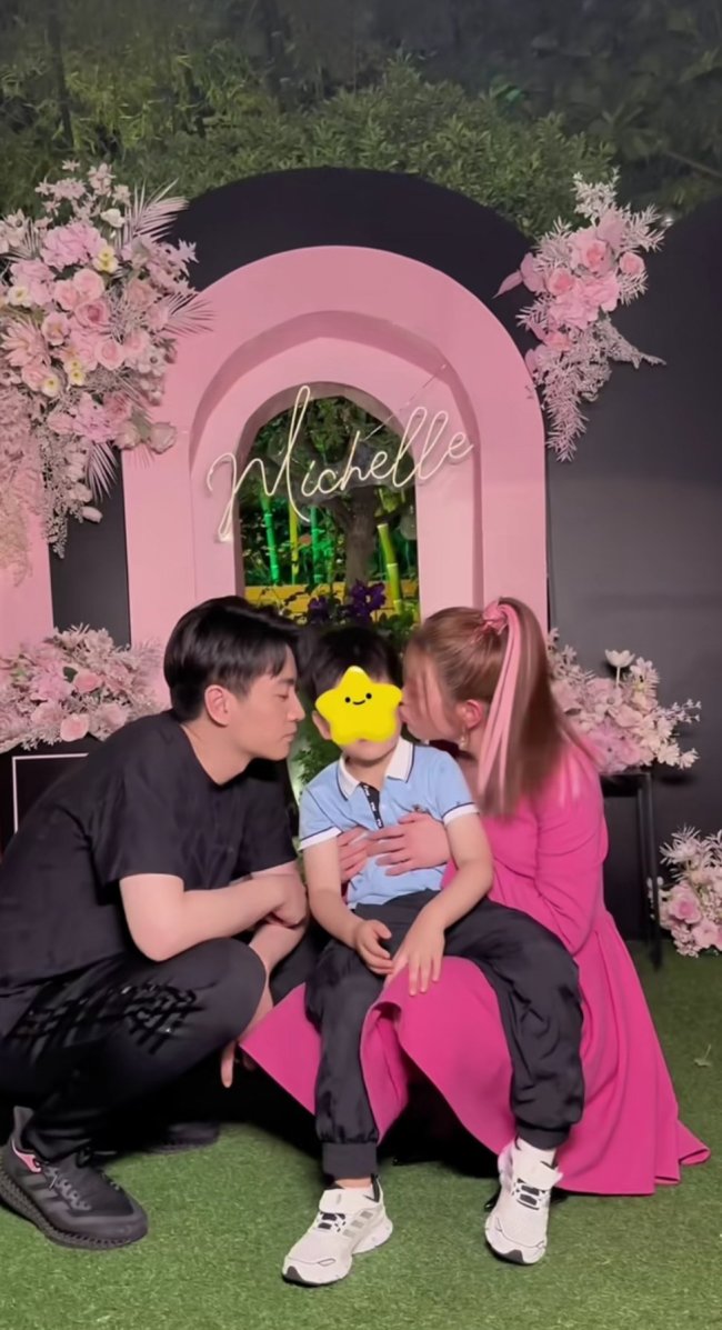 陈妍希晒40岁生日派对照 陈晓带儿子为陈妍希庆生
