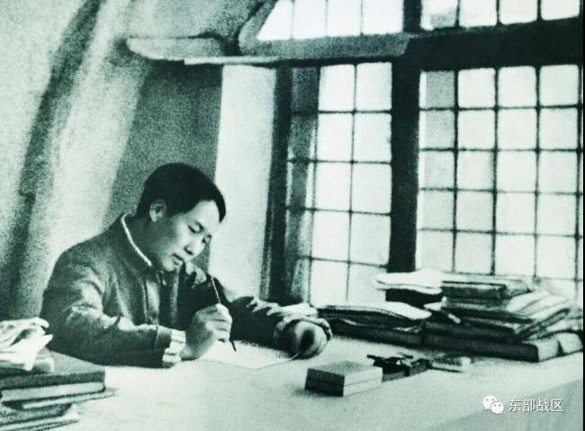 毛主席逝世45周年，我们永远怀念您……