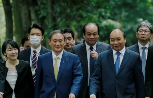 越南，“两面国”？