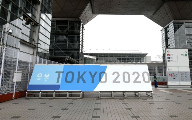 东京奥运会海外代表团陆续入境，机场奥运通道开启