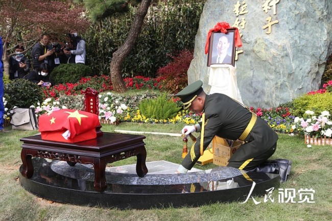 袁隆平院士在长沙安葬编辑图片素材-ID:1357732378