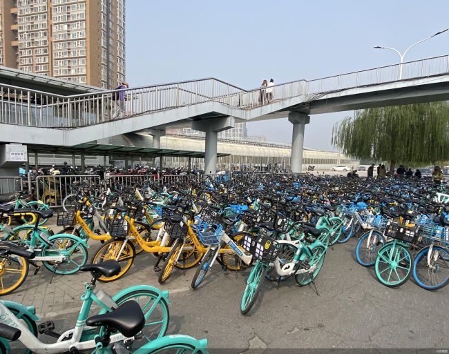 公共自行车谢幕 共享单车市场化运营正当时
