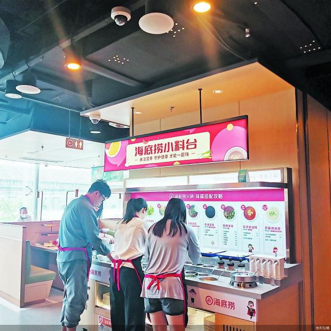 北京堂食重启首个周末 餐饮业铆足火力蓄势待发